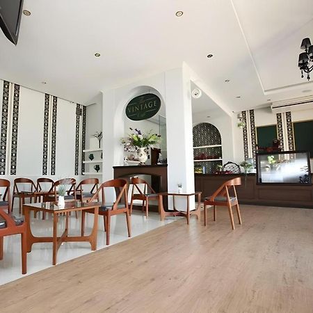 Phonethip Plaza Hotel Vientiane Exteriör bild