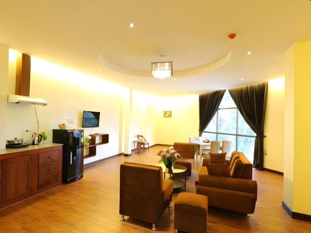 Phonethip Plaza Hotel Vientiane Exteriör bild