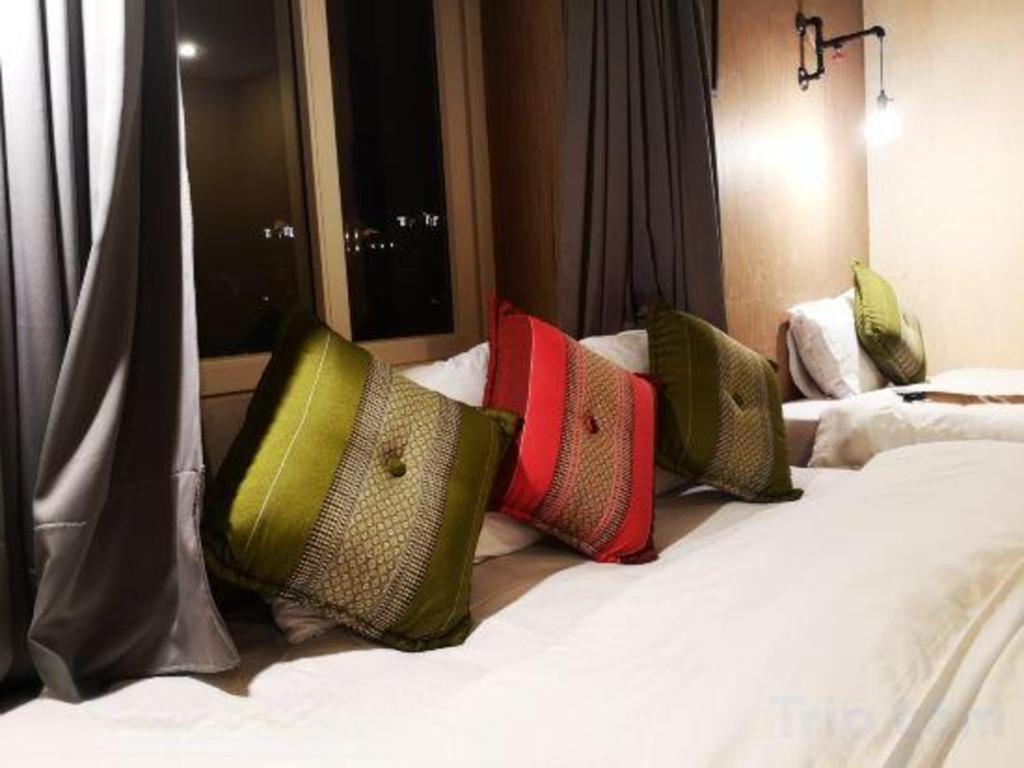 Phonethip Plaza Hotel Vientiane Exteriör bild