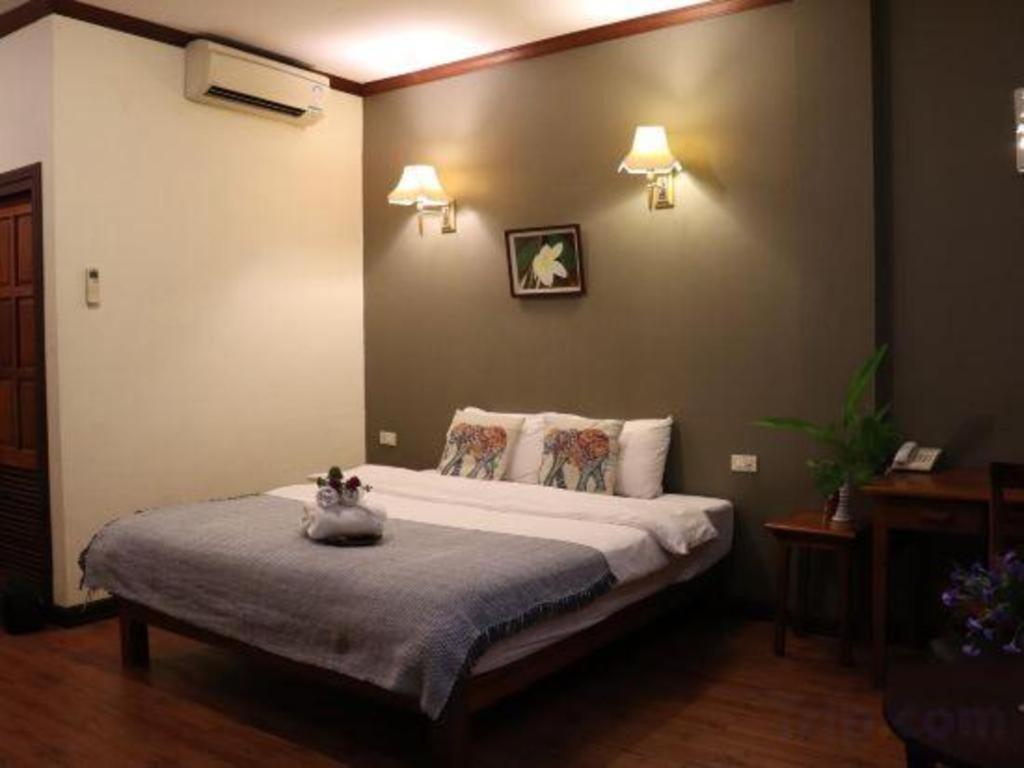 Phonethip Plaza Hotel Vientiane Exteriör bild