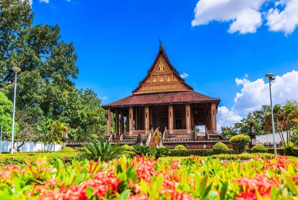 Phonethip Plaza Hotel Vientiane Exteriör bild