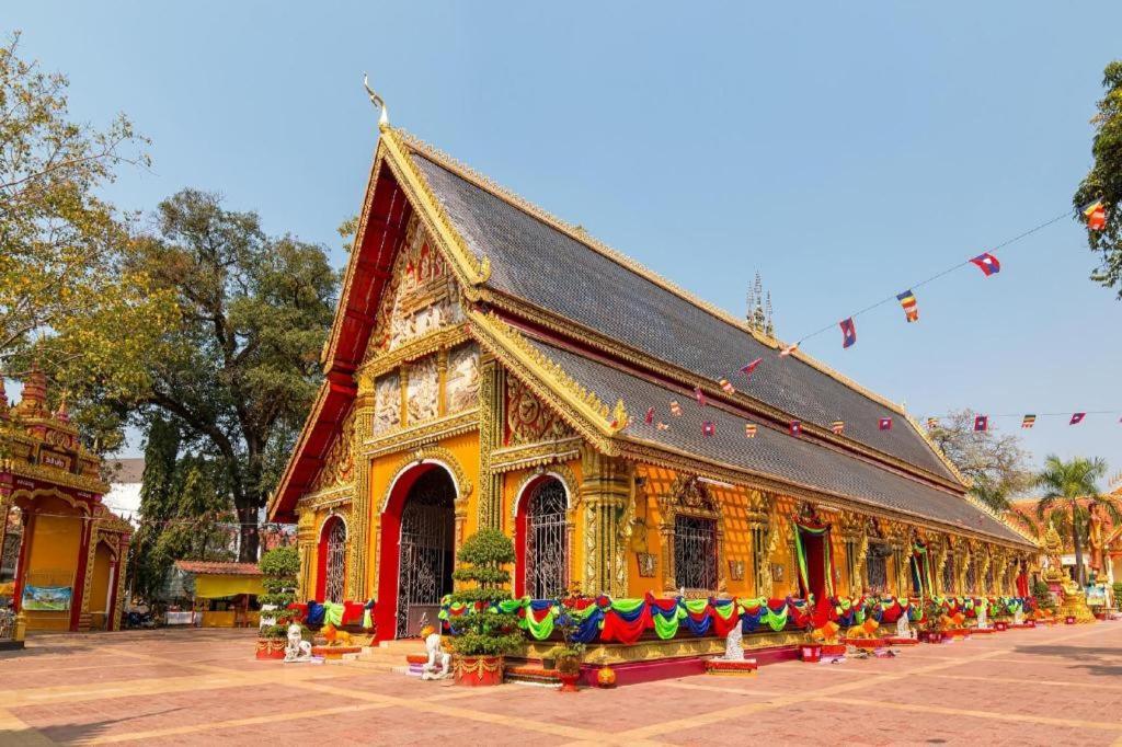 Phonethip Plaza Hotel Vientiane Exteriör bild