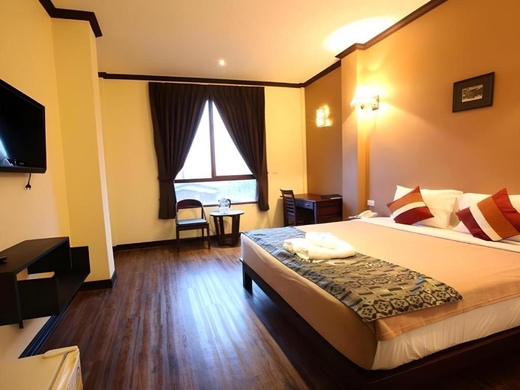 Phonethip Plaza Hotel Vientiane Exteriör bild