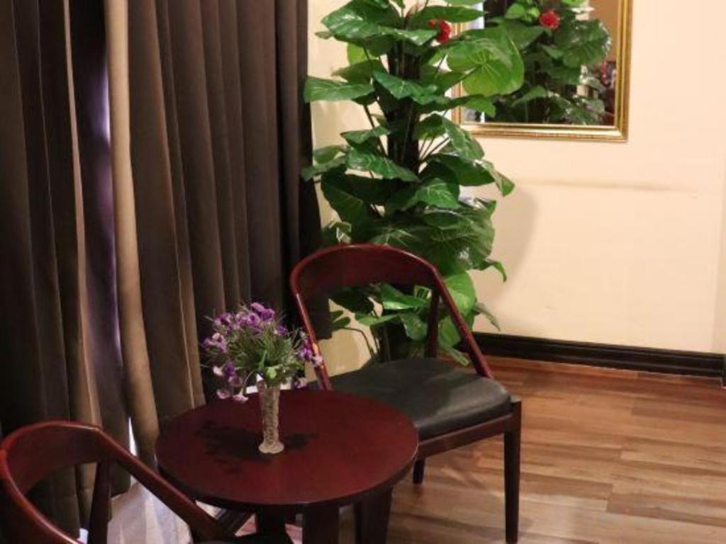 Phonethip Plaza Hotel Vientiane Exteriör bild