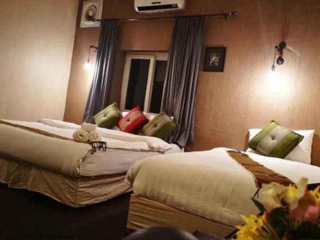 Phonethip Plaza Hotel Vientiane Exteriör bild